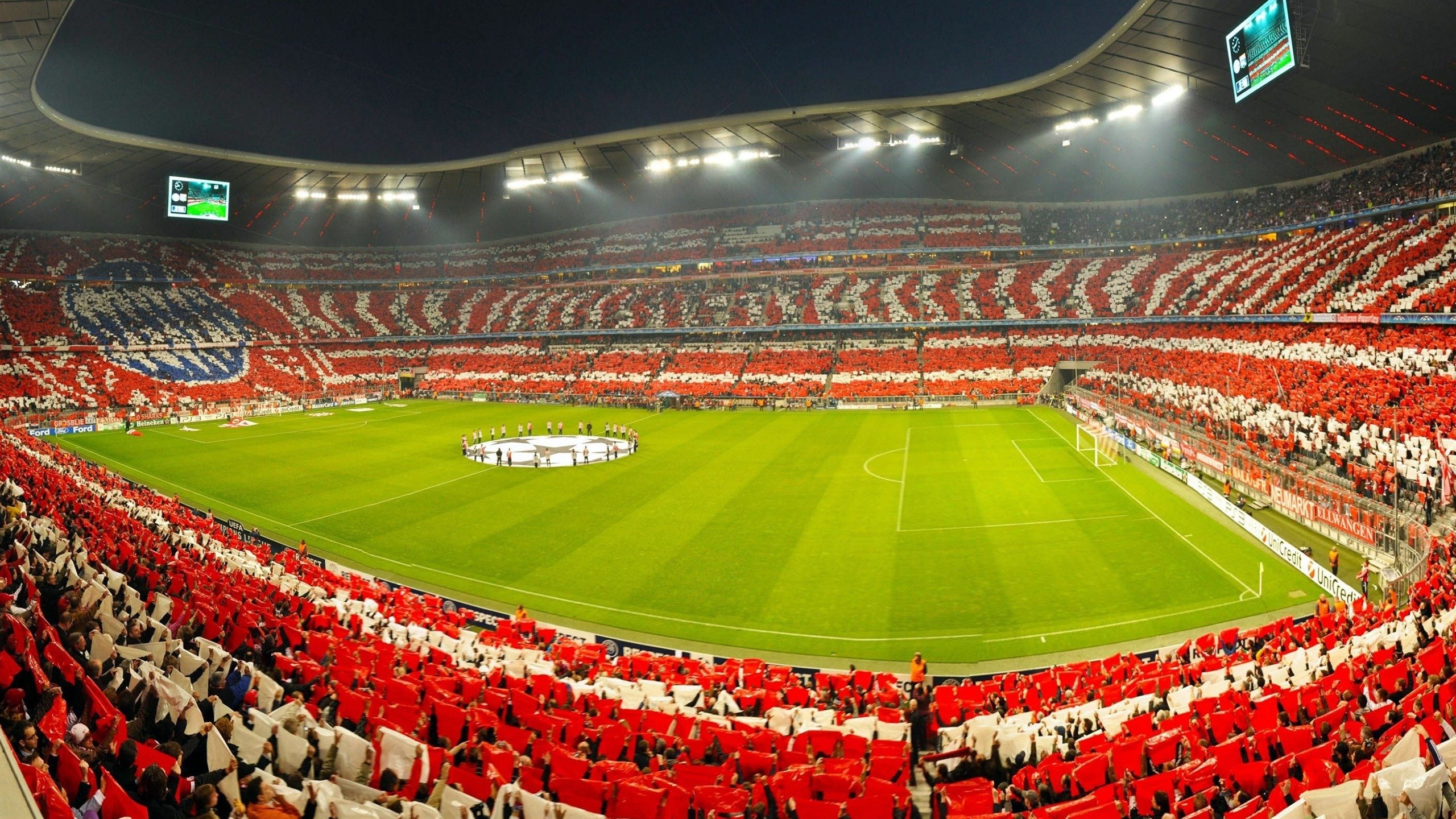 利拉德的惊天绝杀帮助开拓者逆转战局，利拉德与开拓者合同